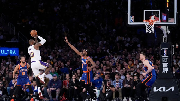2 takeaways from Lakers statement win over Knicks